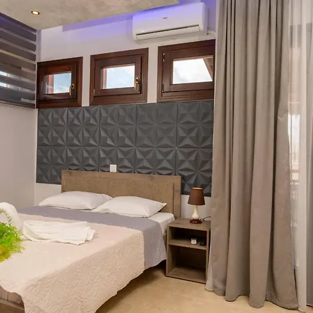 アパートホテル Copa Cabbana ネア・ローダ