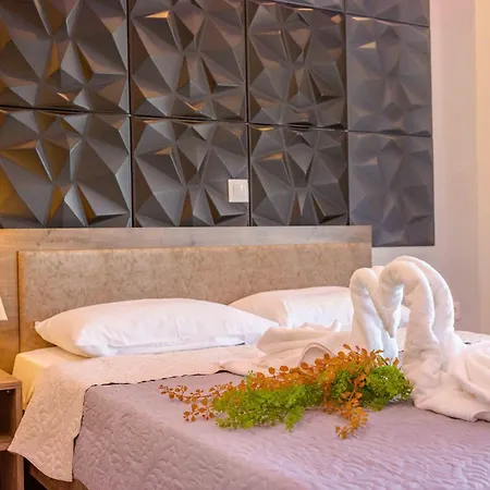 Copa Cabbana アパートホテル ネア・ローダ